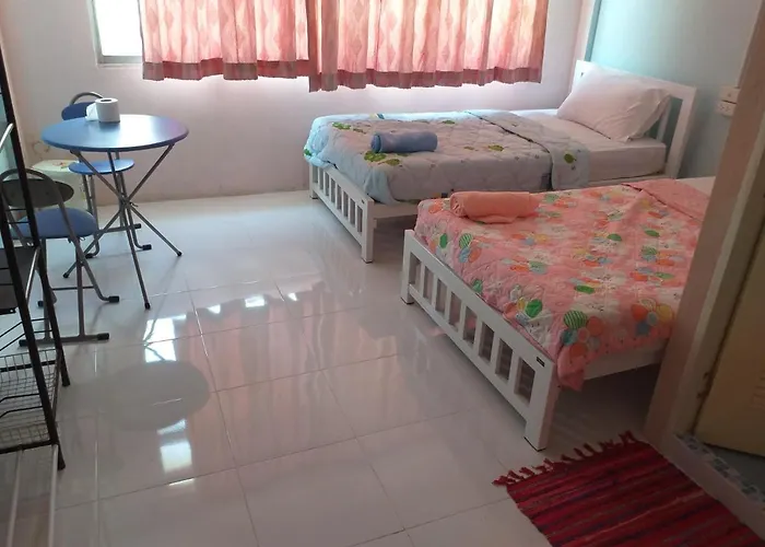 Ok.home@donmuang Airport Hostel